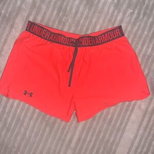 Women’s under armour running shorts size medium
